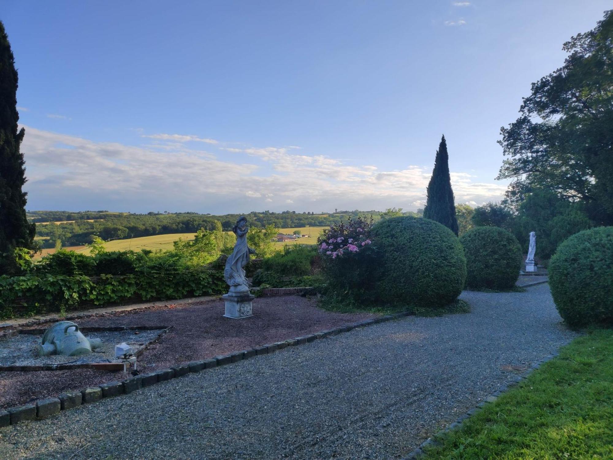 Chateau De Pys Guest House Latrape Extérieur photo